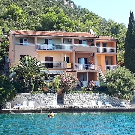 Apartmani Nikoletic Klek Esterno foto