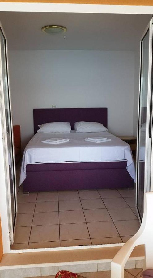 Apartmani Nikoletic Klek Esterno foto