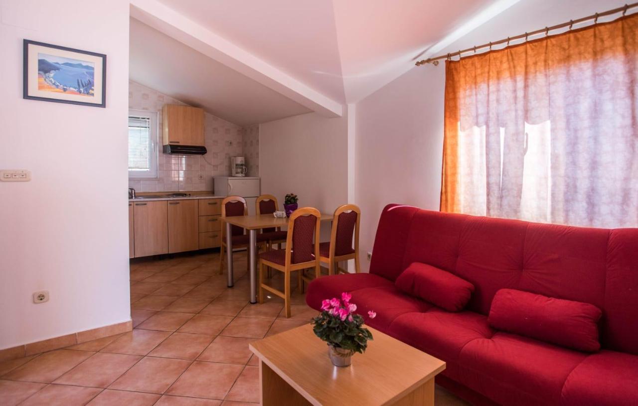 Apartmani Nikoletic Klek Esterno foto