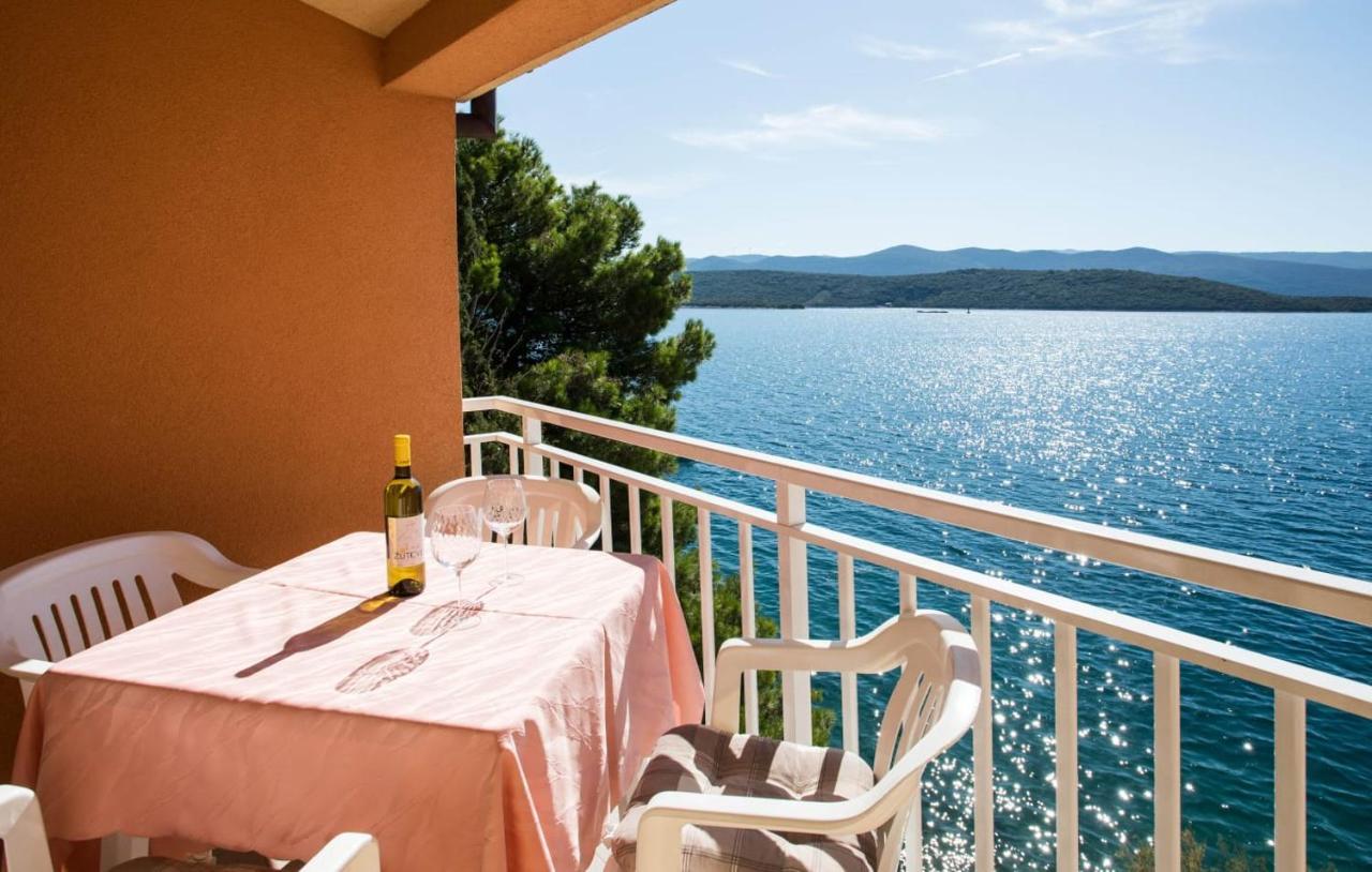 Apartmani Nikoletic Klek Esterno foto