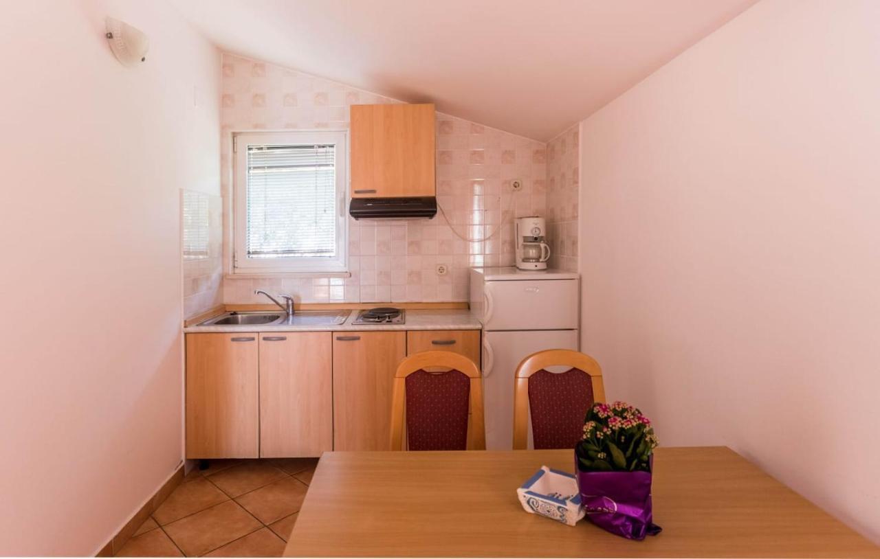 Apartmani Nikoletic Klek Esterno foto