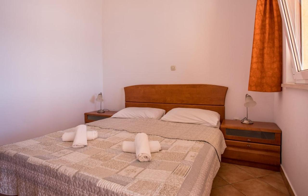 Apartmani Nikoletic Klek Esterno foto