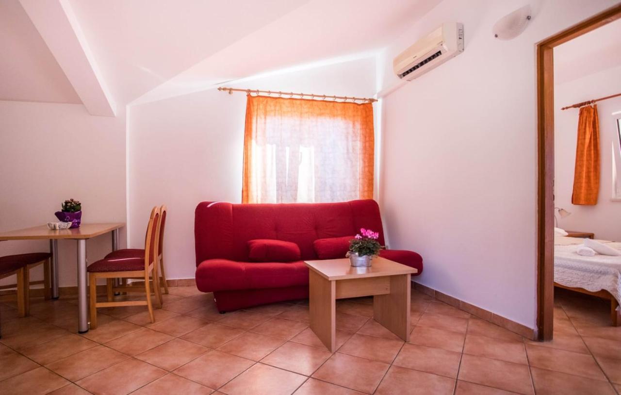 Apartmani Nikoletic Klek Esterno foto