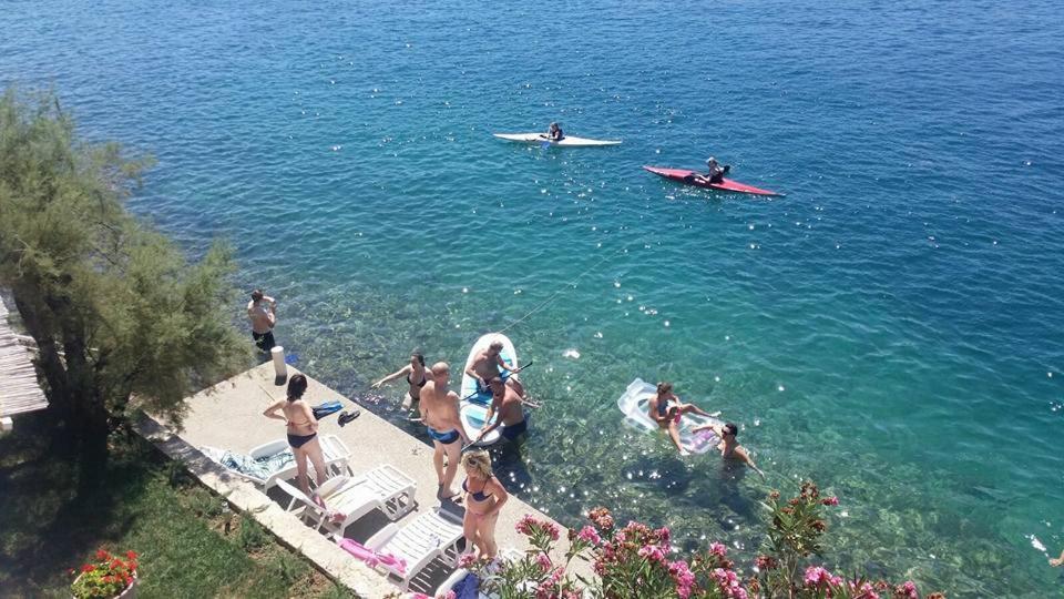 Apartmani Nikoletic Klek Esterno foto