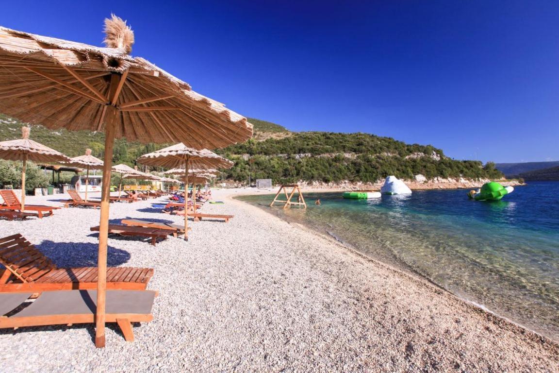 Apartmani Nikoletic Klek Esterno foto