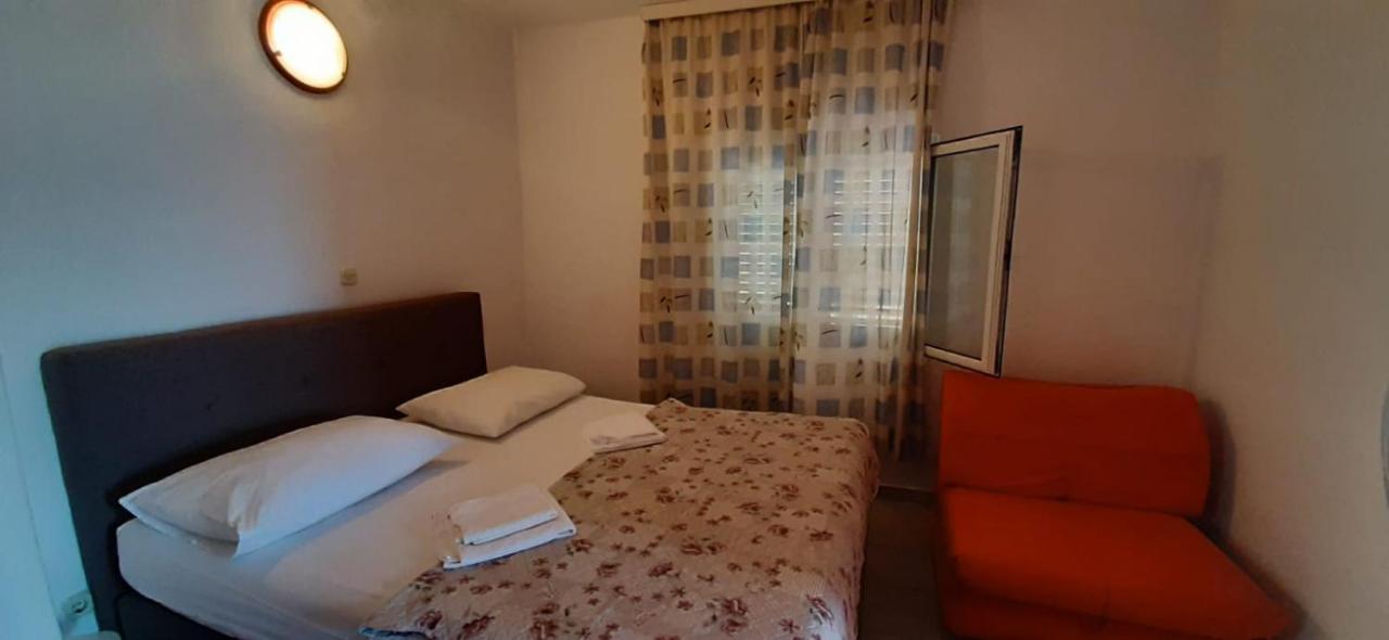 Apartmani Nikoletic Klek Esterno foto